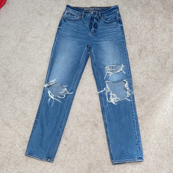 AE Boyfriend Jean - Picture 3 of 5